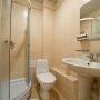 Ванная комната двухместного номера (Twin room 106, bathroom)
